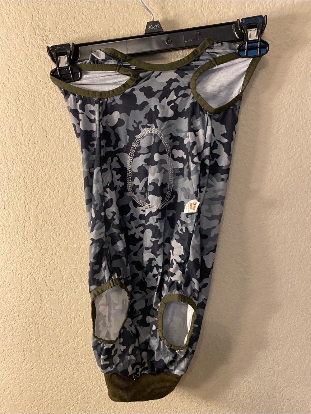 Camouflage Dog Sleeper with Olive Trim - Unbranded